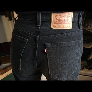 Black Vintage Levi’s 550 tapered